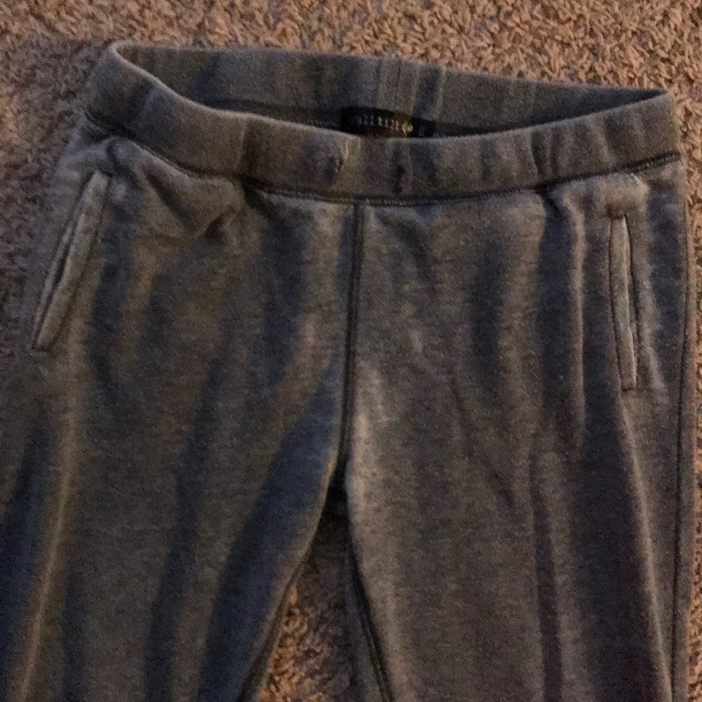 Joggers - Picture 2 of 5